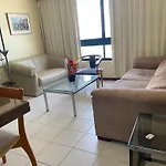 Flat No Pituba Sol 302 E 311