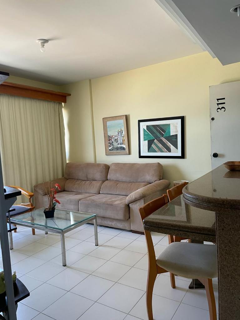 Flat No Pituba Sol 302 E 311 * Salvador